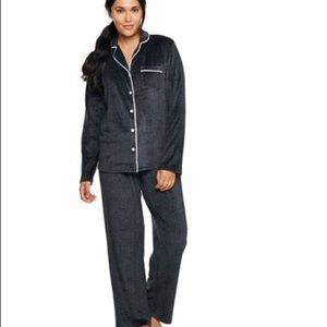 Velour Long Sleeve Pajama Shirt & Pants set by Sonoma Goods For Life®. Gray, SM